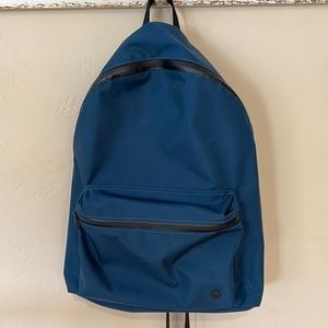 Lululemon back pack